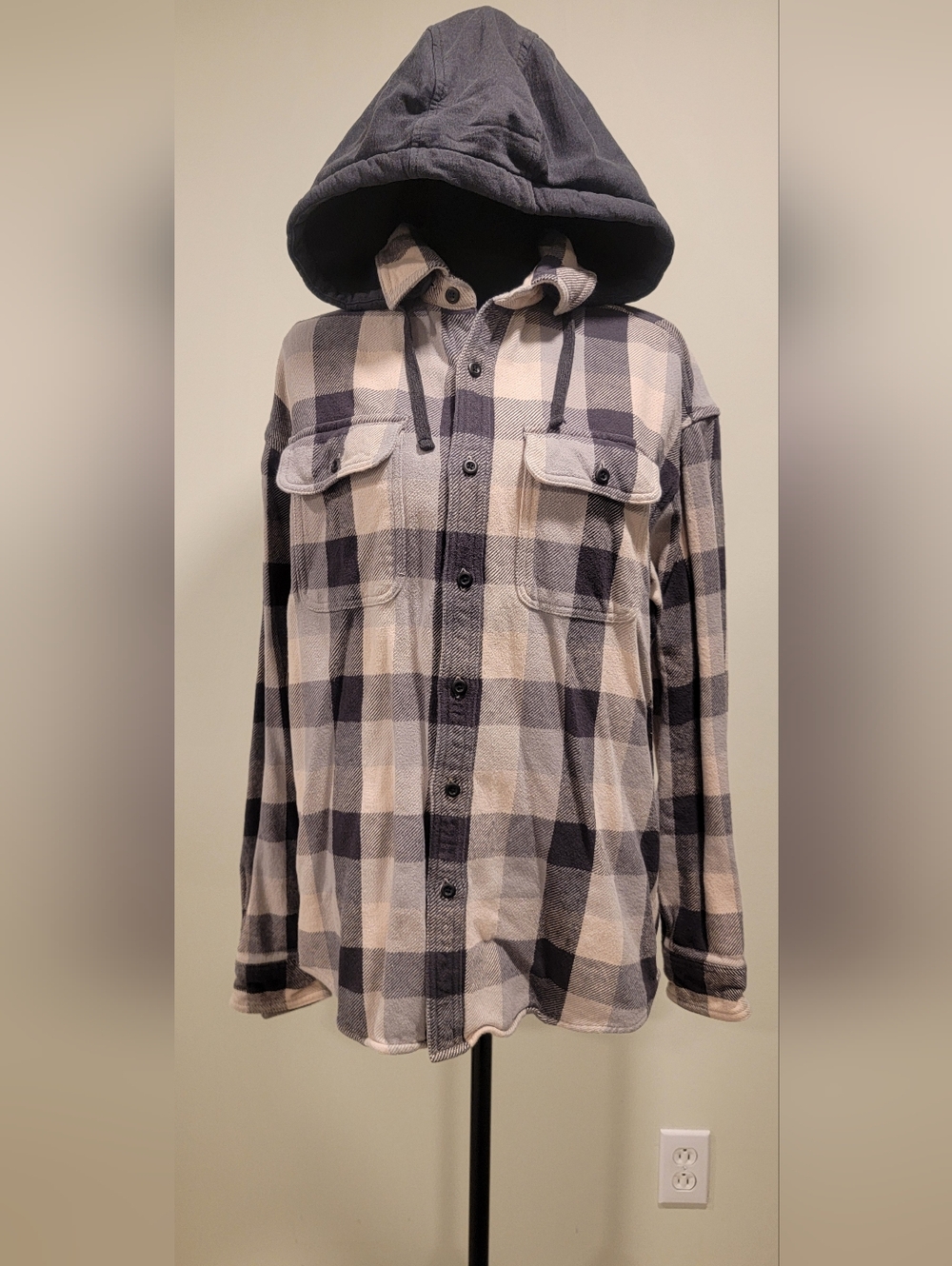 American Eagle Outfitters Plaid Flannel Shirt - Black and Cream